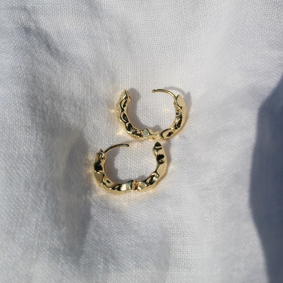 Chunky Textured Gold Hoop Earrings - Picture 3 of 6